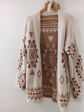 New In Open Front Neutral Western Aztec Cozy Plush Cardigan Sweater Medium